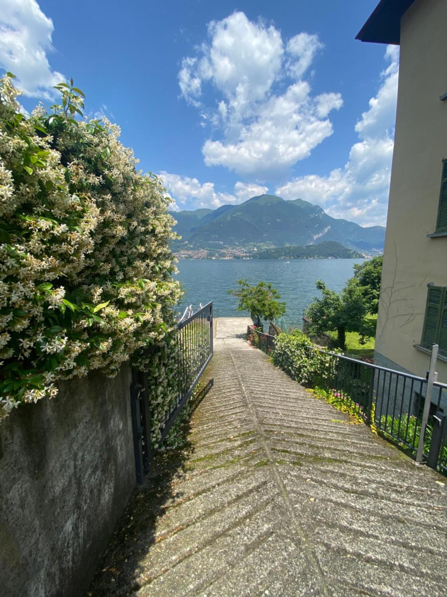 Peonia Apartment - Appartamento Vista Lago Lezzeno Kültér fotó
