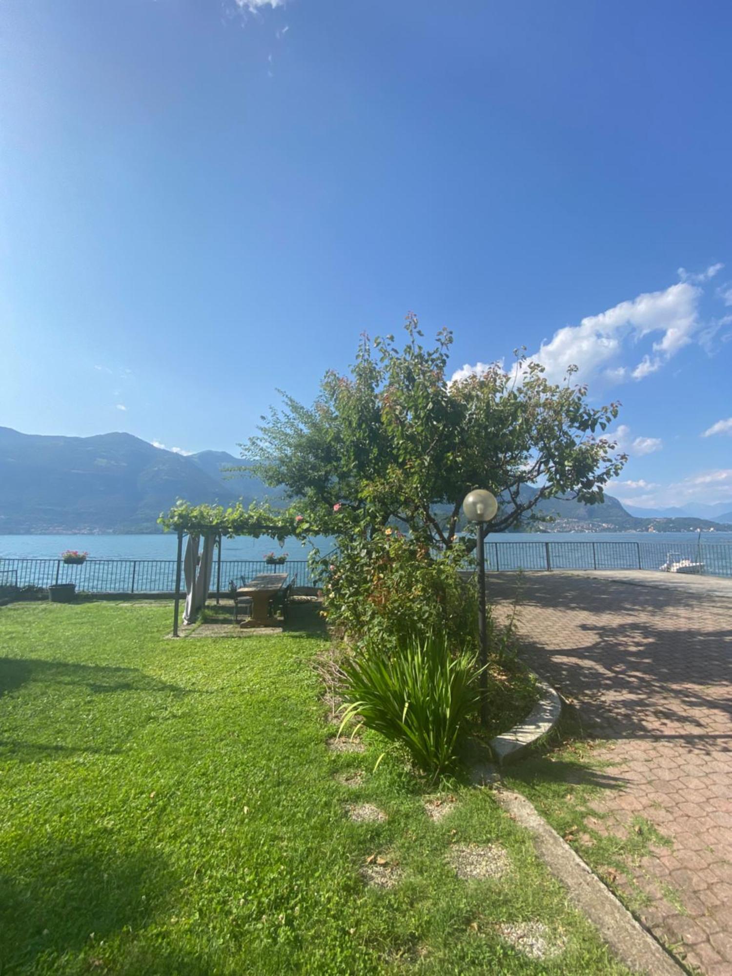 Peonia Apartment - Appartamento Vista Lago Lezzeno Kültér fotó