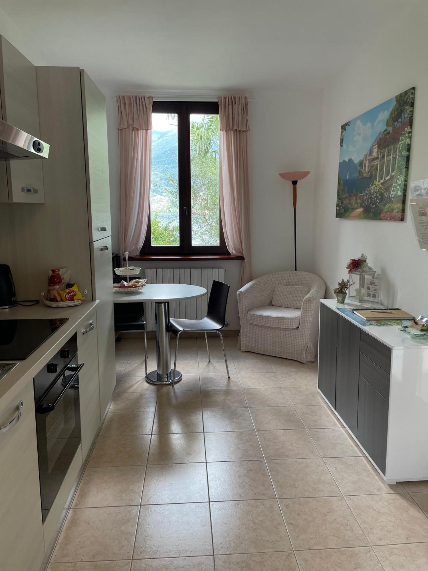 Peonia Apartment - Appartamento Vista Lago Lezzeno Kültér fotó